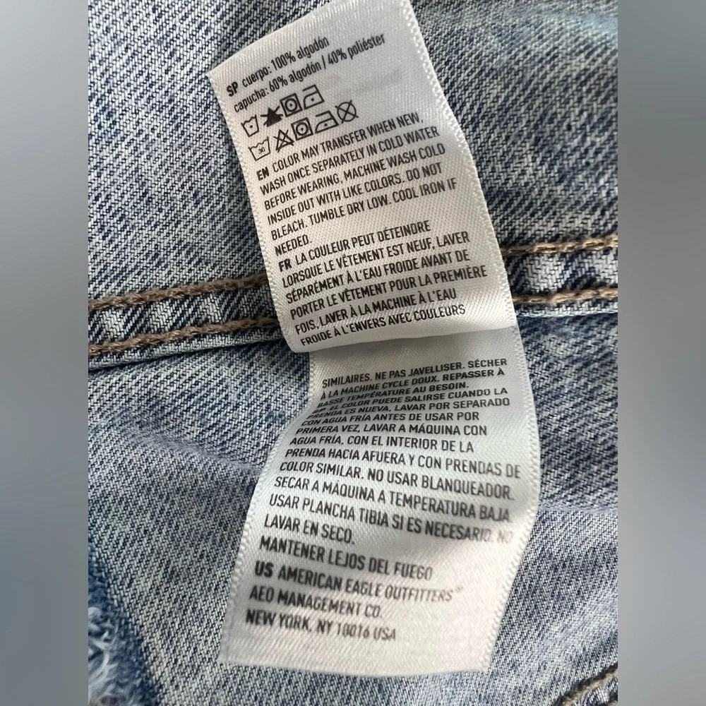 American Eagle Zipped up Distress Hoodie Denim Jackets Size: Medium - Picture 6 of 10